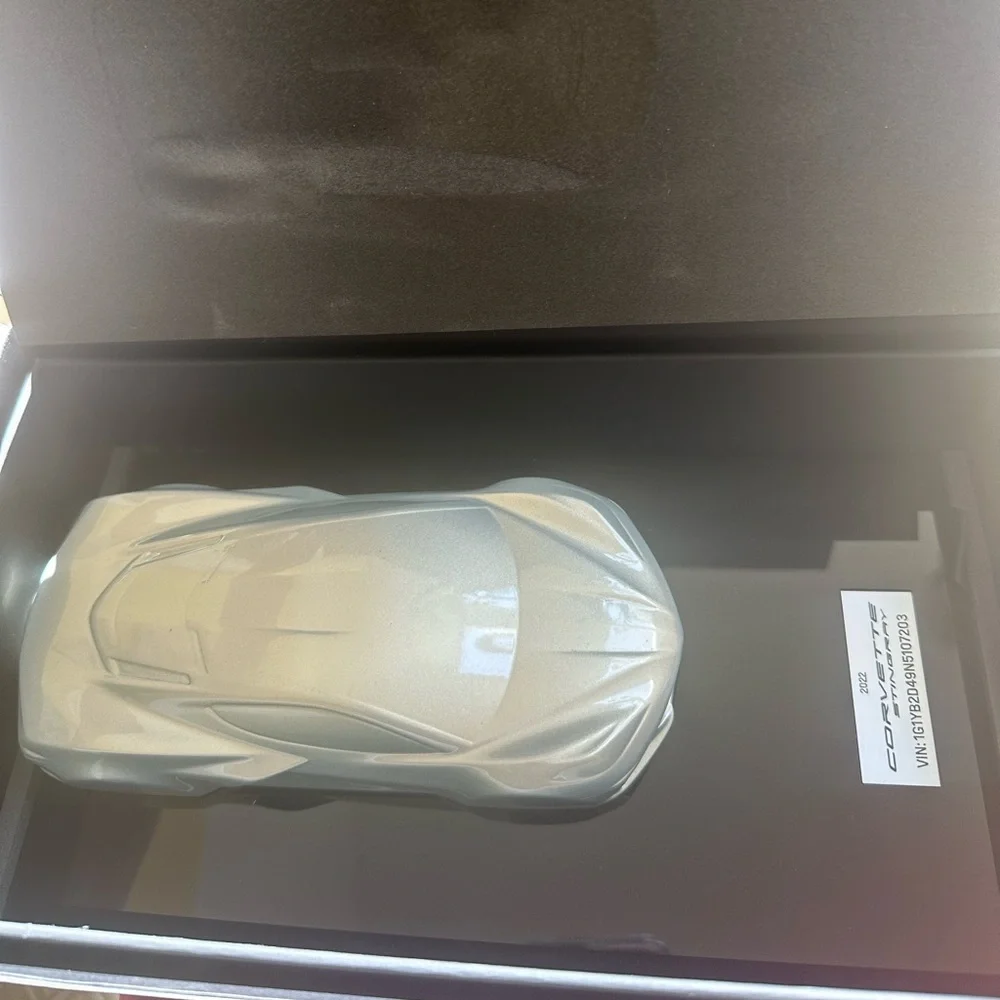 Corvette Stingray 2022 New in Original Box Model Owner’s Gift W/Vin Silver